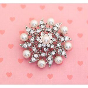 Vintage Sparkling Diamond Art Nouveau Fan Brooch - X5